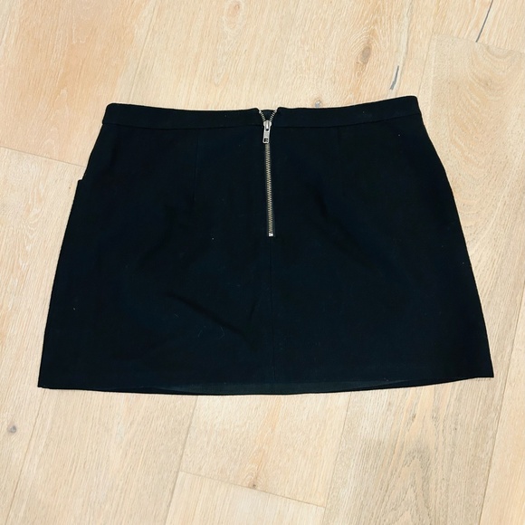 NANETTE LEPORE EMBELLISHED MINI SKIRT SZ 10 - Picture 3 of 6